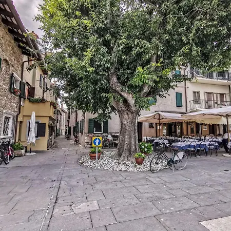 Calle Del Palazzo Grado